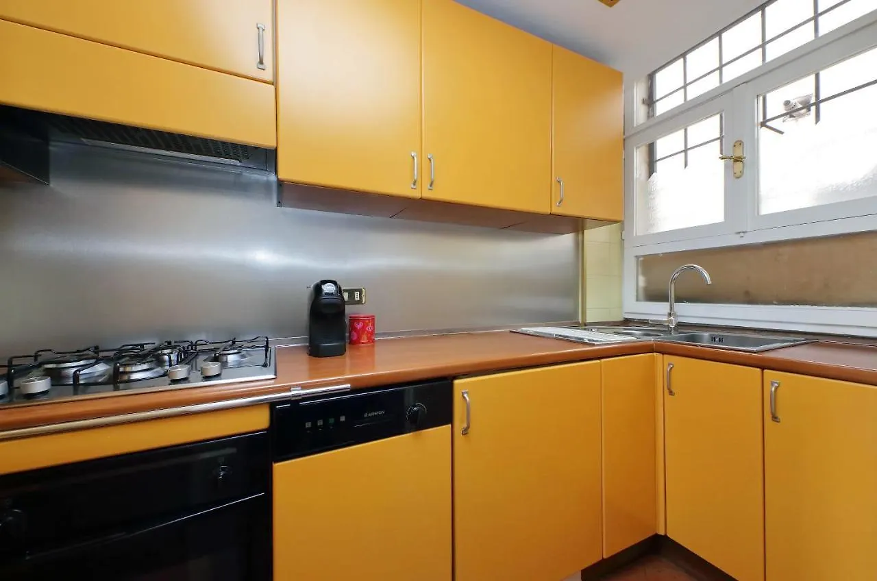 Leonina4 Cozy Apartment Rome